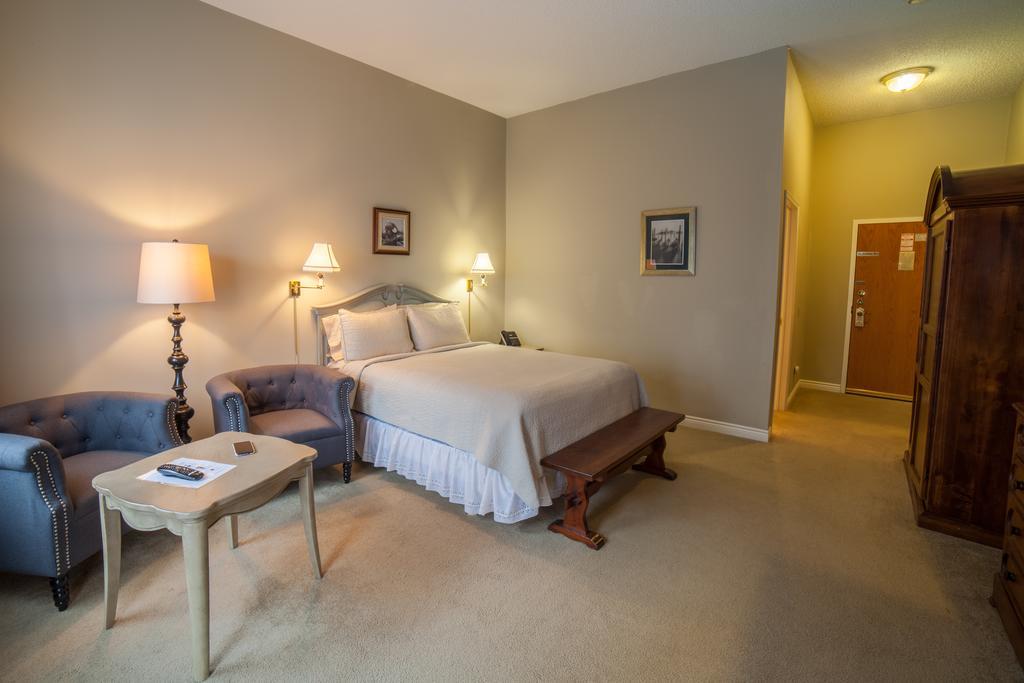 The Woodlawn Inn Cobourg Esterno foto