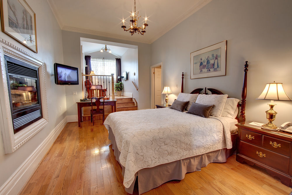 The Woodlawn Inn Cobourg Esterno foto